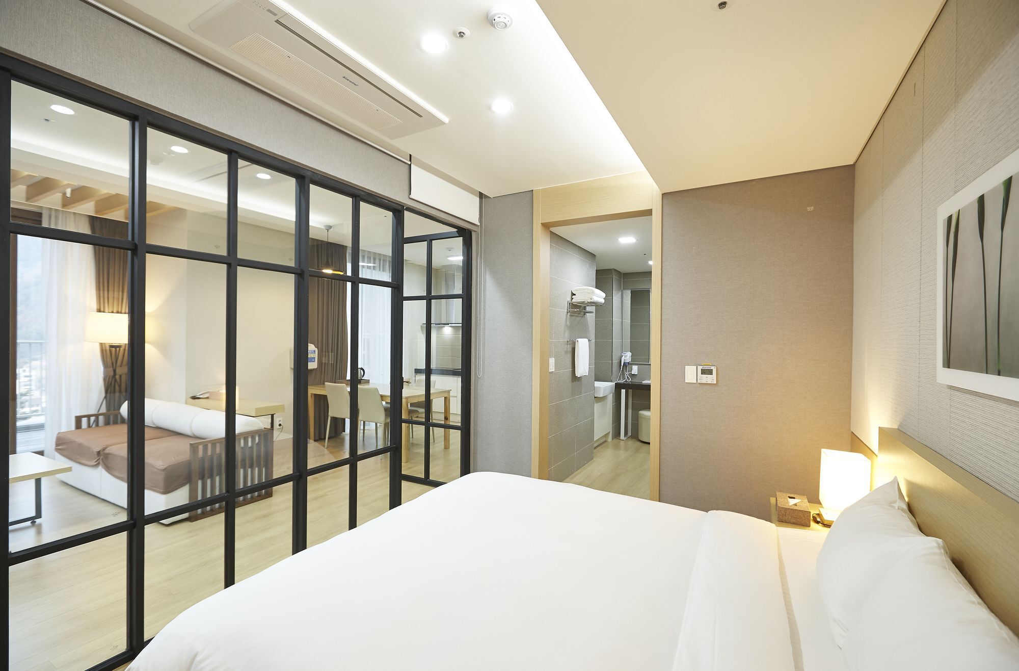 Pyeongchang The White Hotel Exterior foto